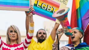 Preparatoria de Tijuana: estudiantes protestan en apoyo a compañero LGBT+