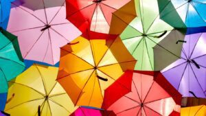 Bajo el paraguas: Una verdadera antología LGBTQIA+